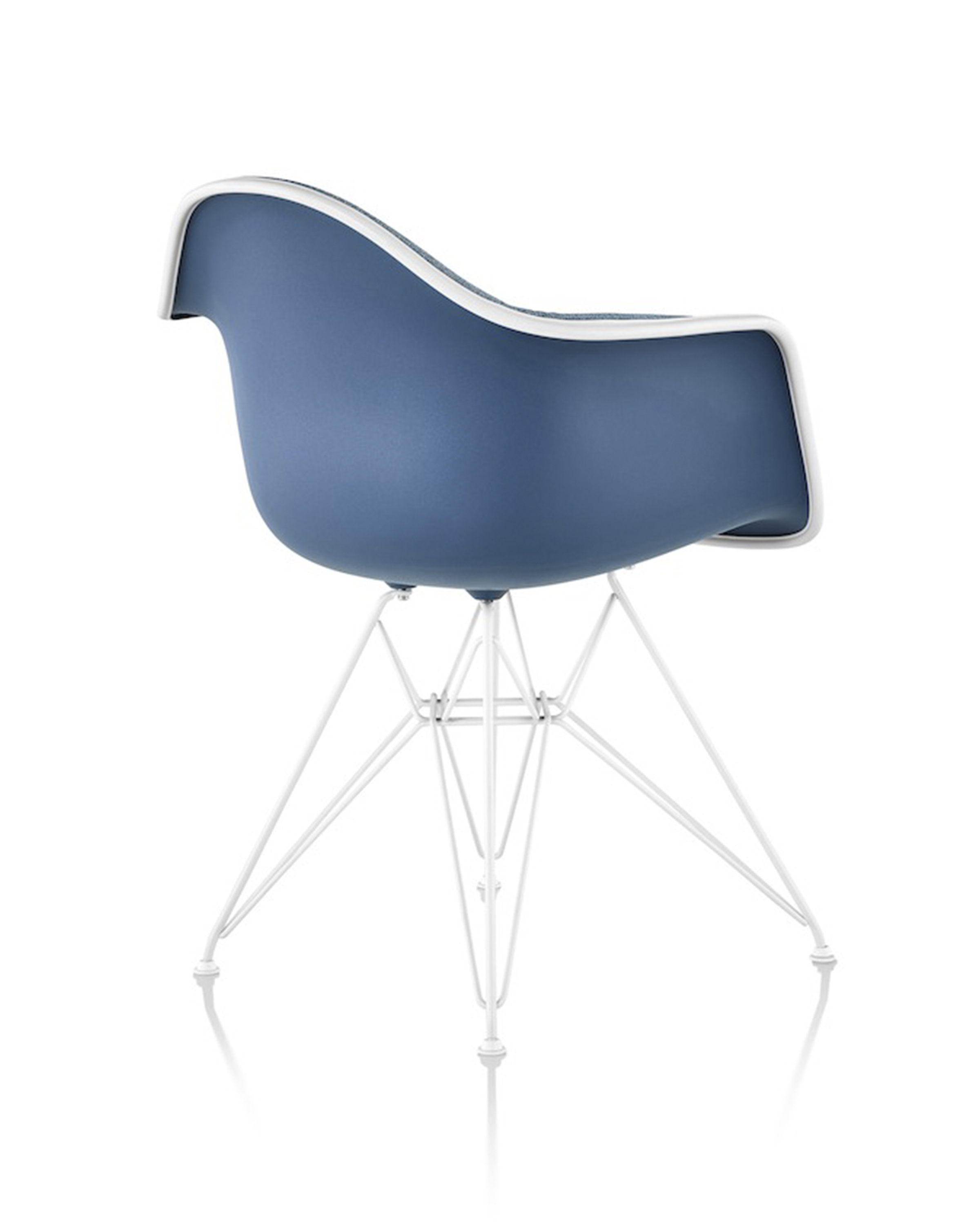 华体会体育官方在线官网 - 坐具|休闲椅|办公家具|华体会体育官方在线官网家具|伊姆斯®软垫扶手椅